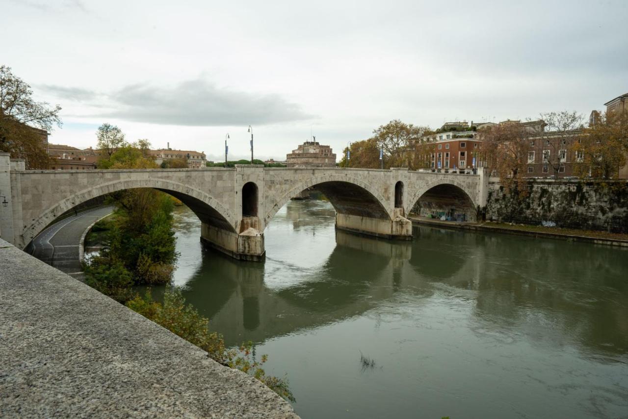 A Due Passi Da S.Pietro E Castel Sant'Angelo Loft Gianicolo Apartman Róma Kültér fotó